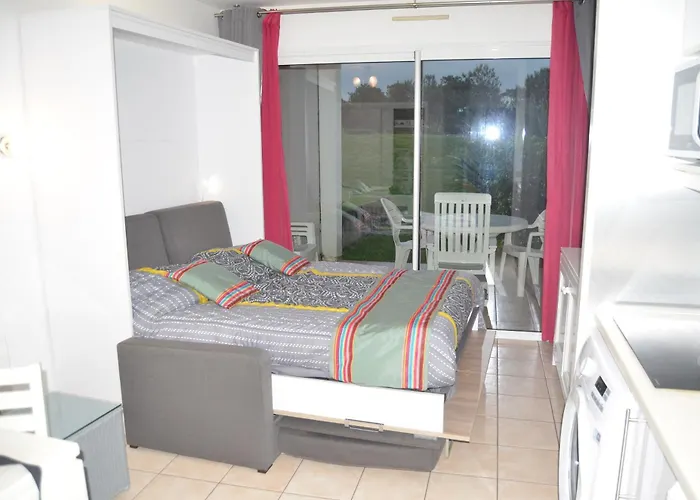 Appartements Residence De L'Estran Шато-д'Олон