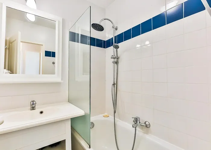 Appartements Residence De L'Estran Дом отдыха Шато-д'Олон