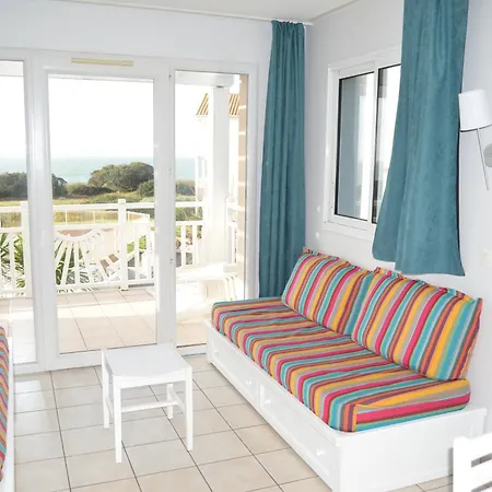 Front De 2 Piscine Chauffees La Pironniere De L'estrand בית נופש